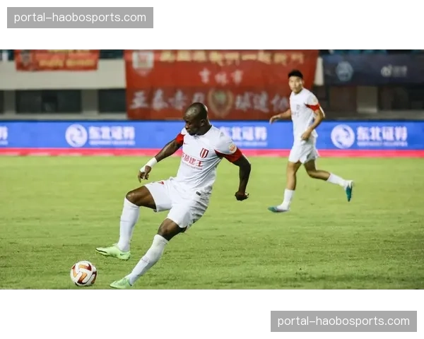 成都蓉城发布官方伤情，费利佩无名指伤韦林顿唇部缝针