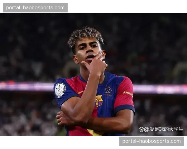 巴萨小将库巴西当选四月最佳年轻球员 后防新星稳步成长